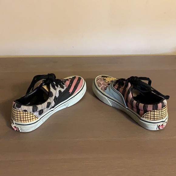Vans “Nightmare Before Christmas” Skate Shoes - Girl’s Size 12.5 - Picture 9 of 10